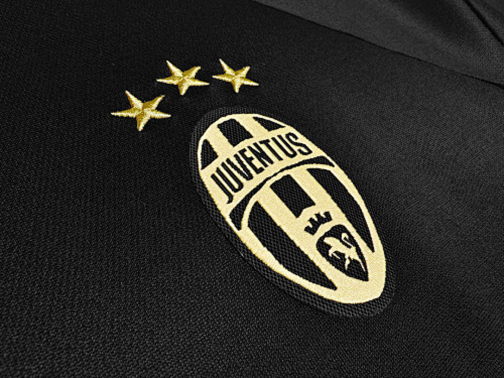 15/16 Juventus Third Retro Jersey