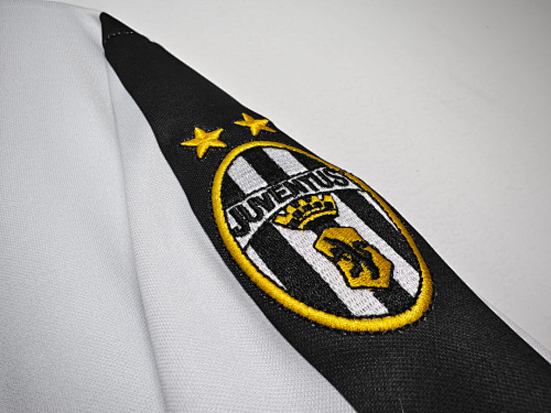 98/99 Juventus Home Retro Jersey