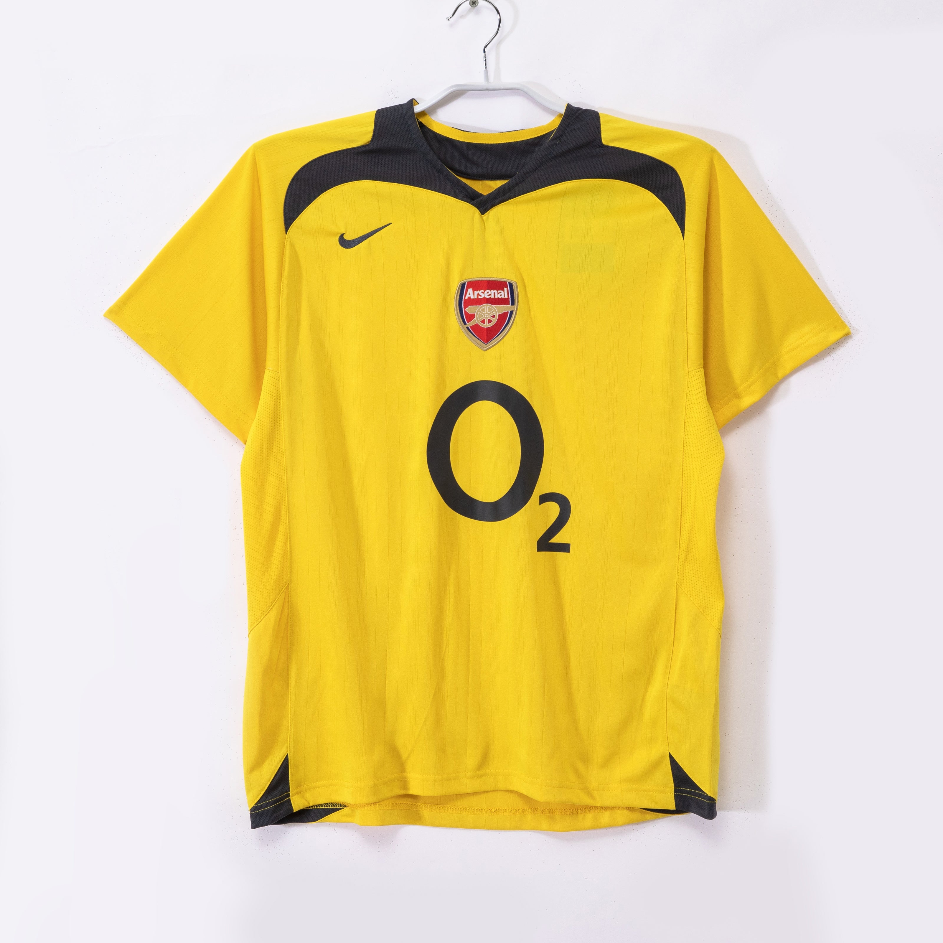 05/06 Arsenal Away Retro Jersey