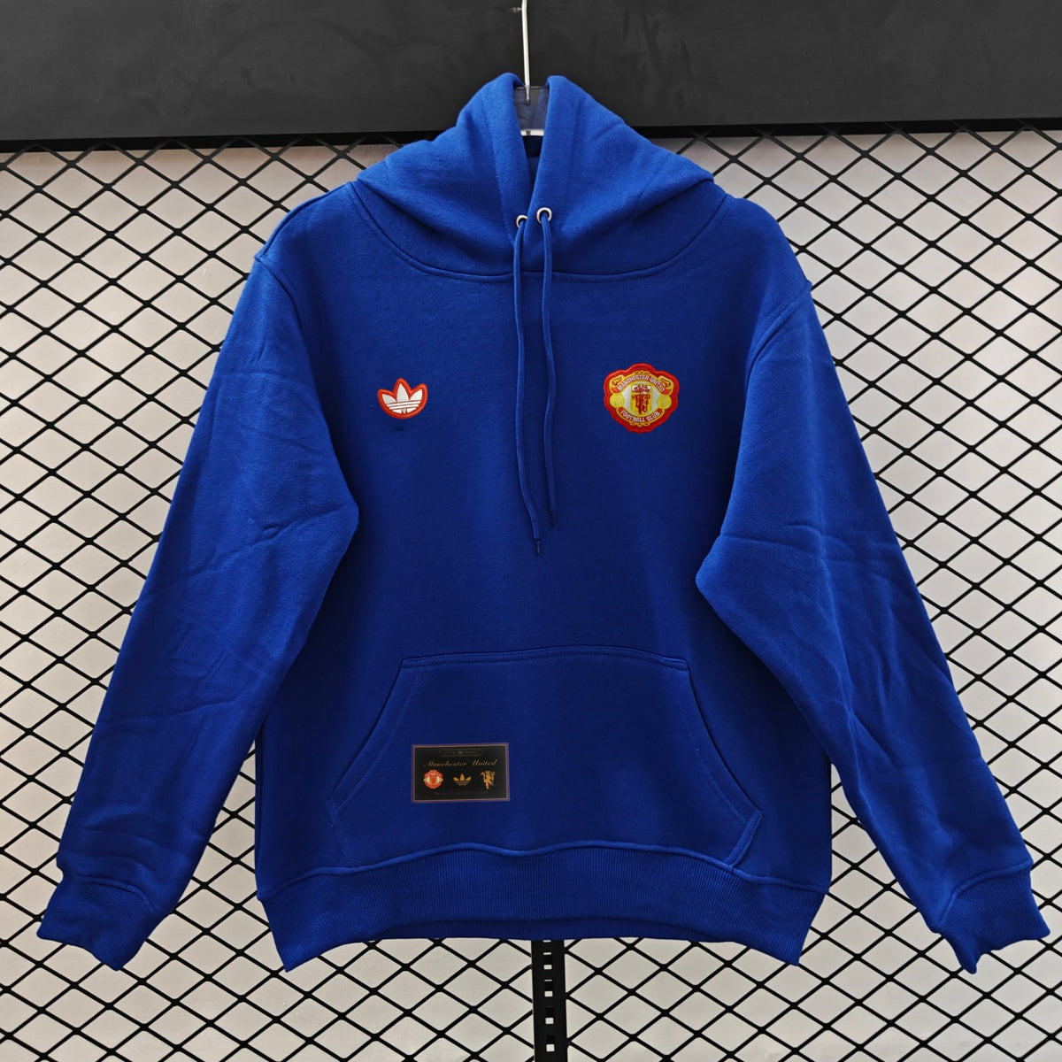 Manchester United Retro Hoodie - Royal Blue