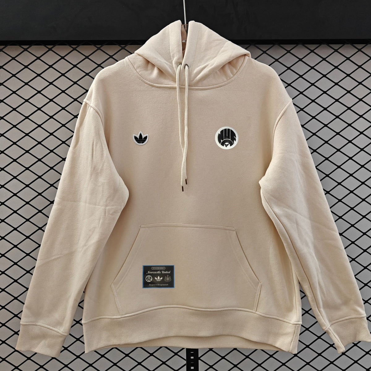 Newcastle Retro Hoodie - Beige