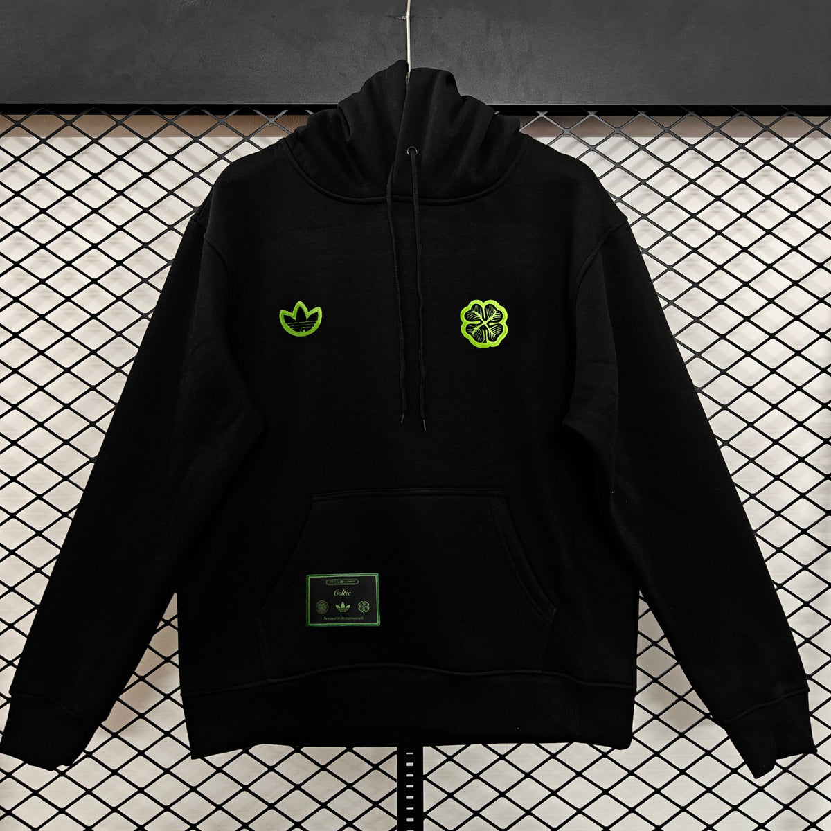 Celtic Retro Hoodie - Black