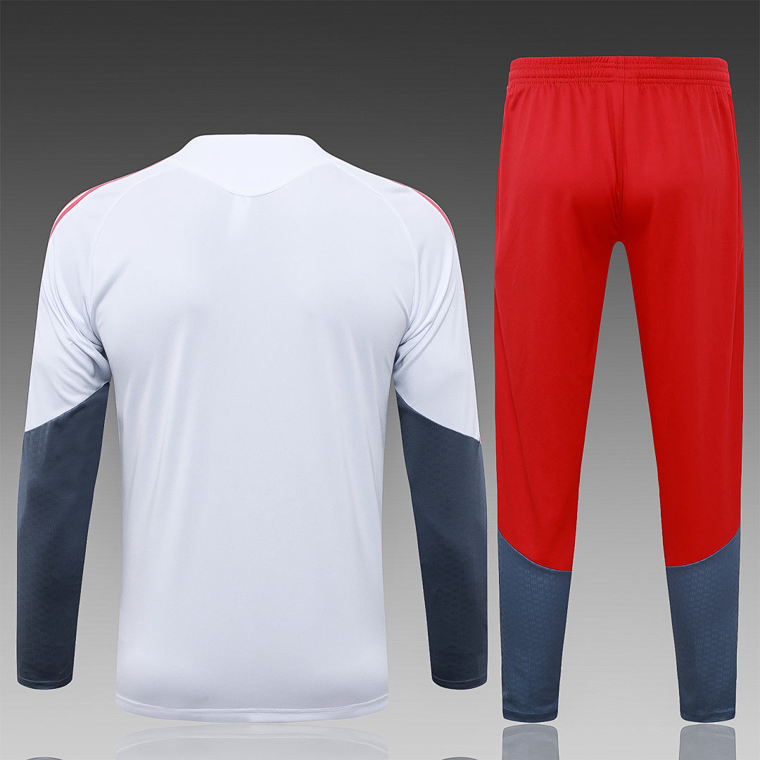 26/27 Internacional White Tracksuit - Quarter Zip