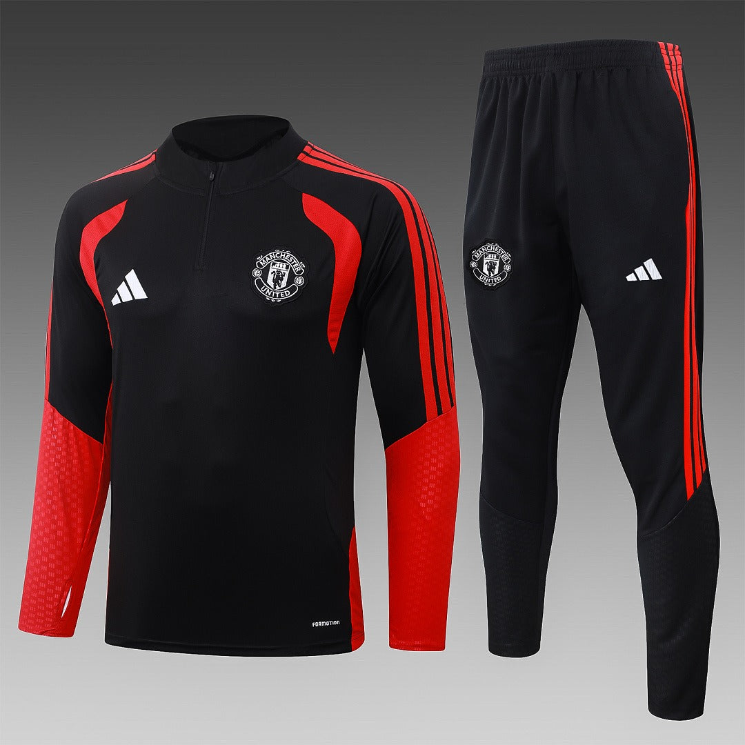 26/27 Manchester United Black Tracksuit - Quarter Zip