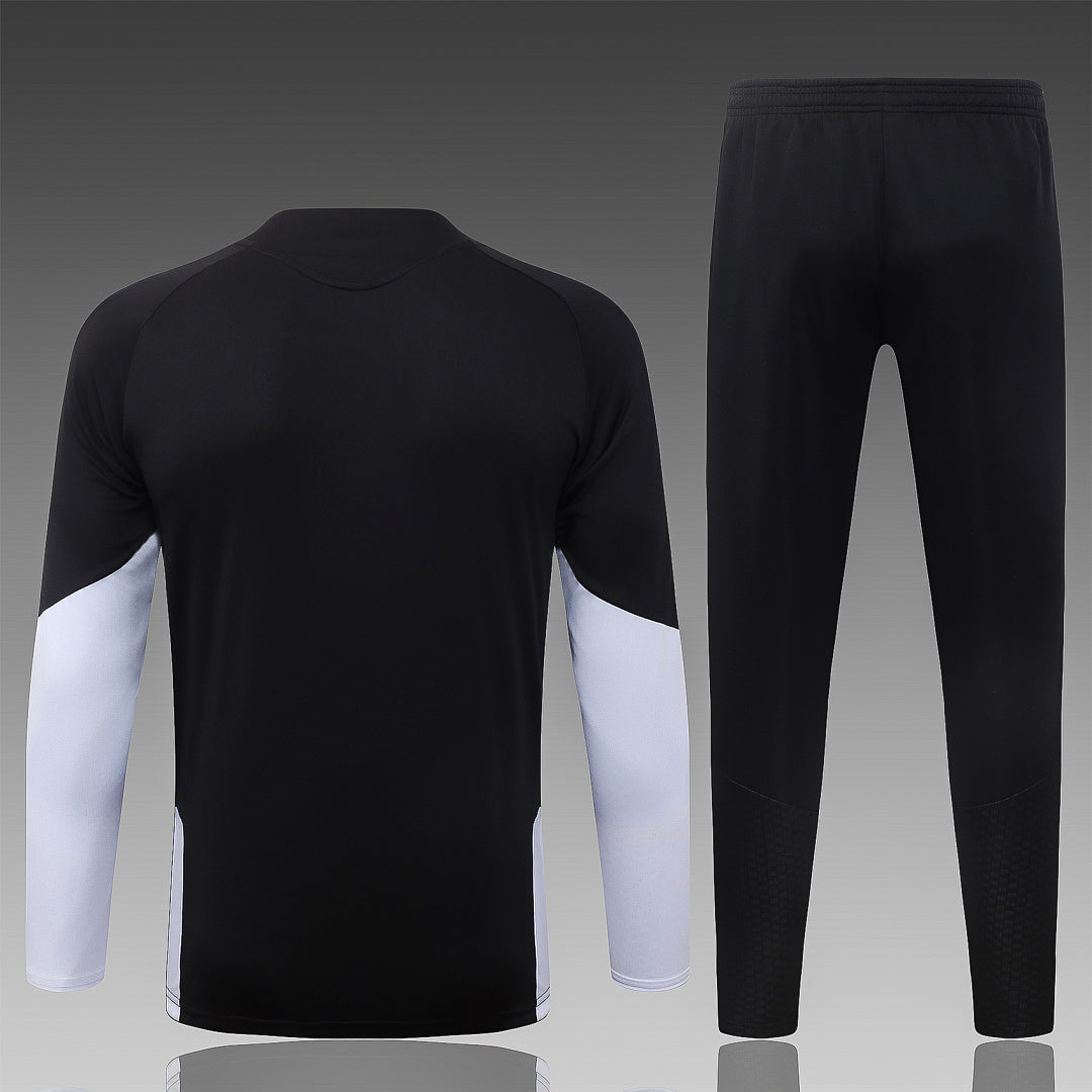 26/27 Liverpool Black Tracksuit - Quarter Zip