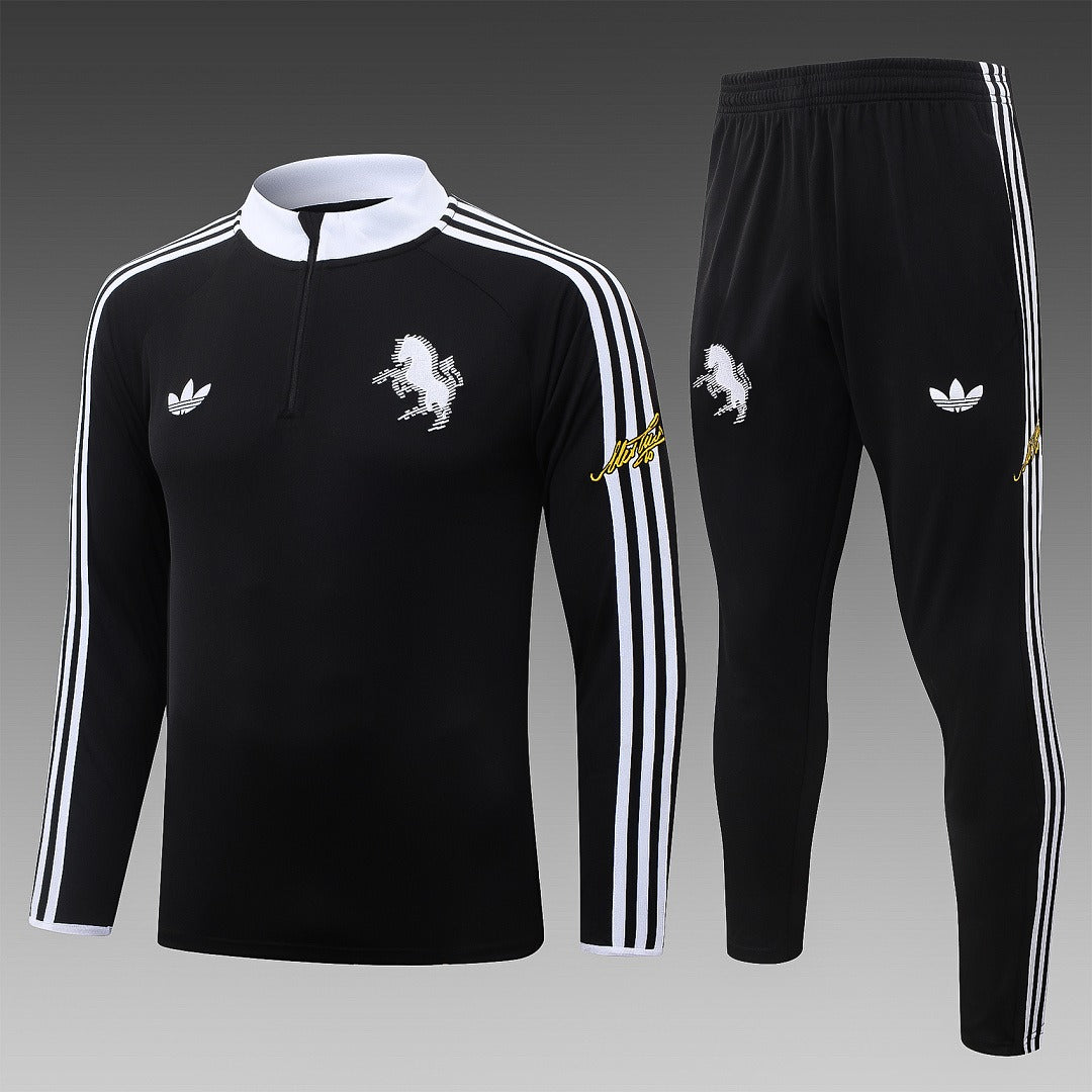 26/27 Juventus Black Tracksuit - Quarter Zip